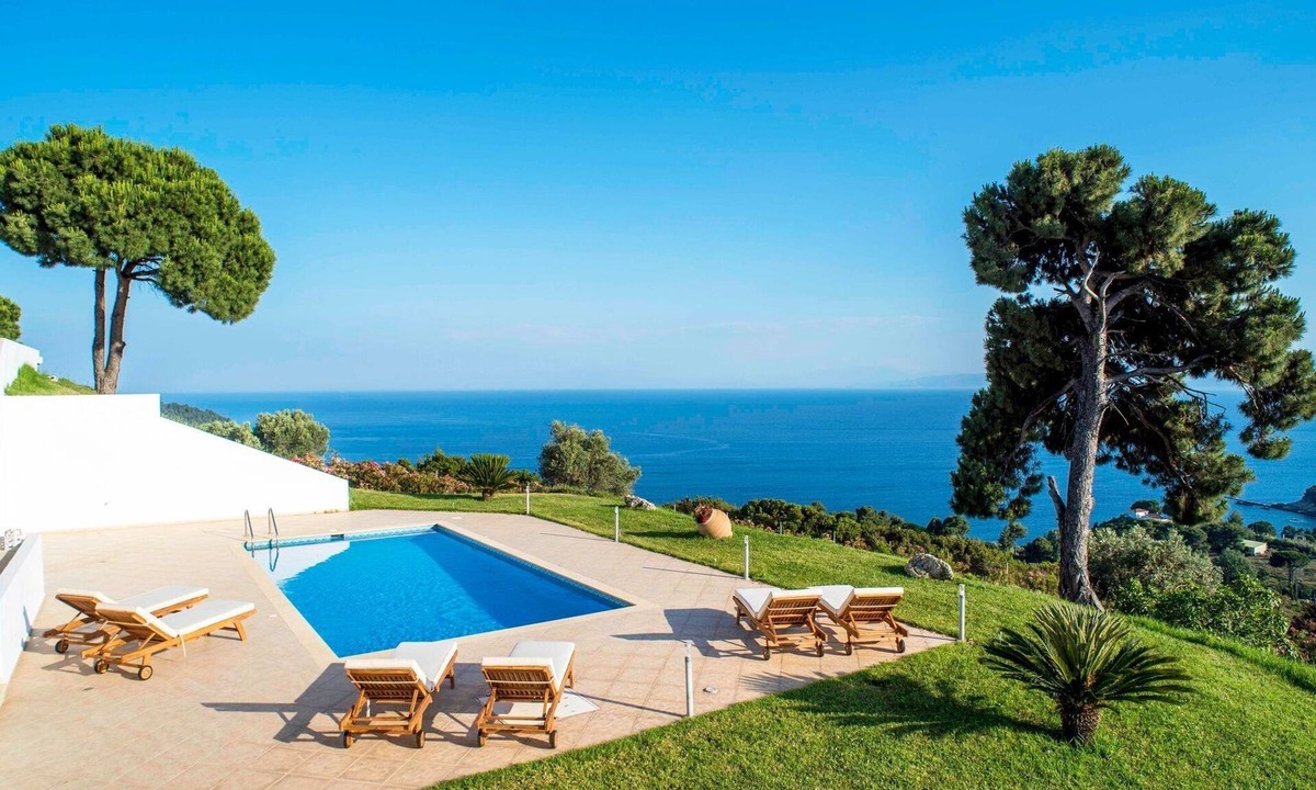 Agia Paraskevi Villa | Exquisite Skiathos Villa | Villa Skiathos Beta | 2 Bedrooms | Private Pool