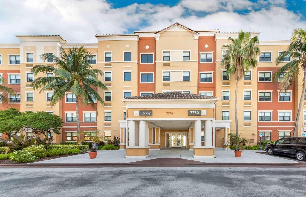 Doral Hotel | Extended Stay America Premier Suites - Miami - Airport - Doral - 25th Street