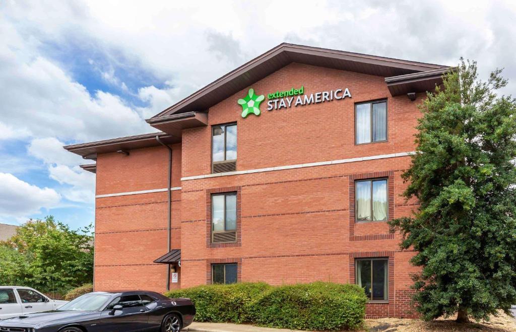Cary Hotel | Extended Stay America Select Suites - Raleigh - Cary - Regency Parkway South