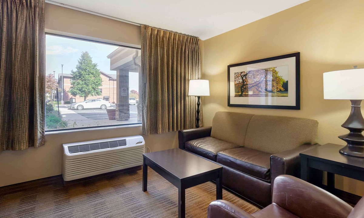 Madison Hotel | Extended Stay America Suites Madison Junction Court