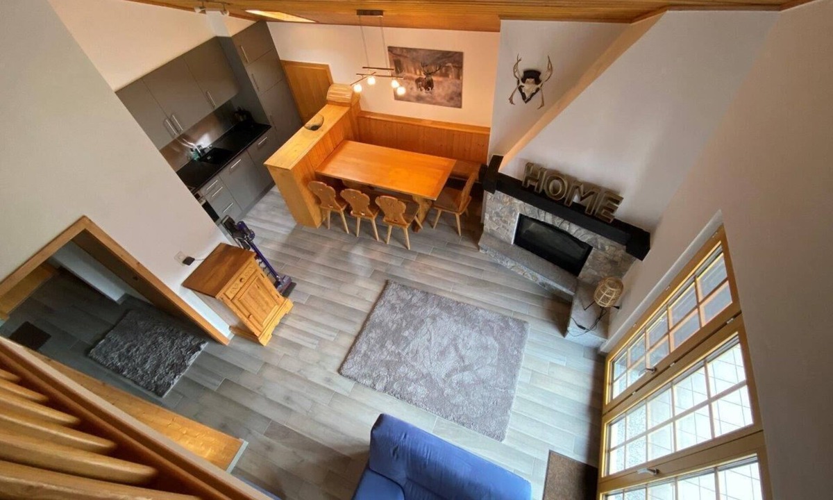 St. Luc Apartment | Exterior: recently renovated apartment in the attic, 4th floor with elevator, duplex, balcony facing