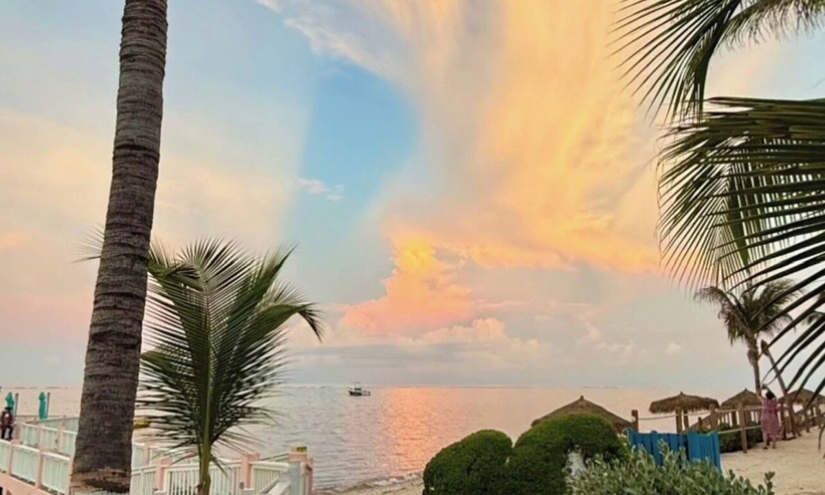 Colliers Bay Resort | Extremely Discounted Beach Villa at Morritt’s Tortuga Club: Dec 14-21!