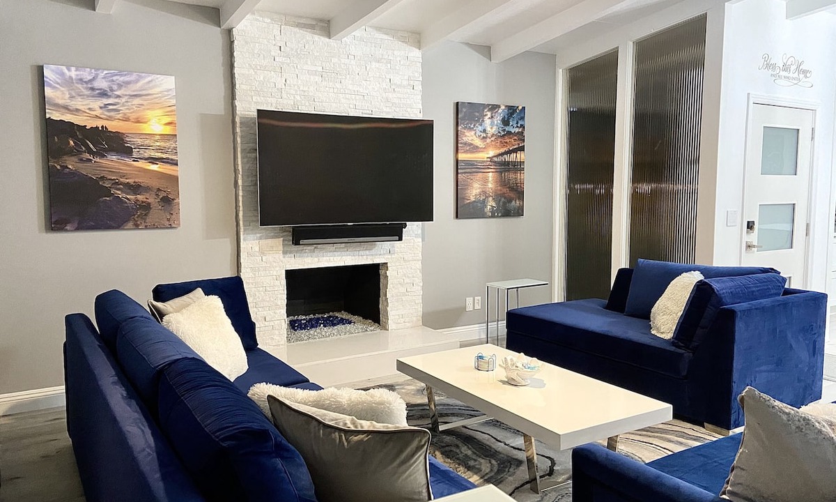 South Redondo Apartment | Extremely Luxurious Beach Getaway - 2blks to beach