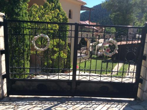 Karpenisi House | Ey-Giann