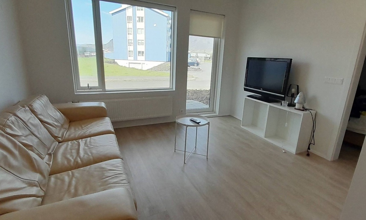 Arborg Apartment | Eyrakot 1BR-Self-check-in apartment in Selfoss city center.