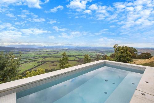 Murmungee House | Eyrie