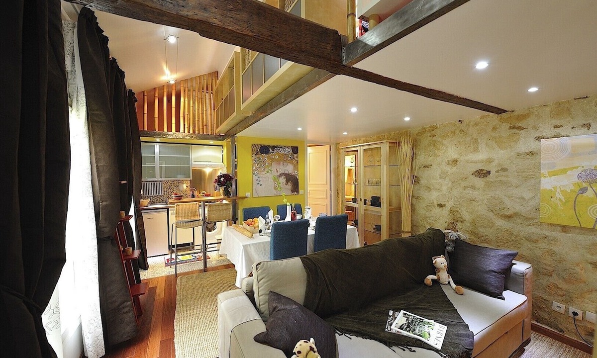 3rd Arrondissement Apartment | F1D Peaceful