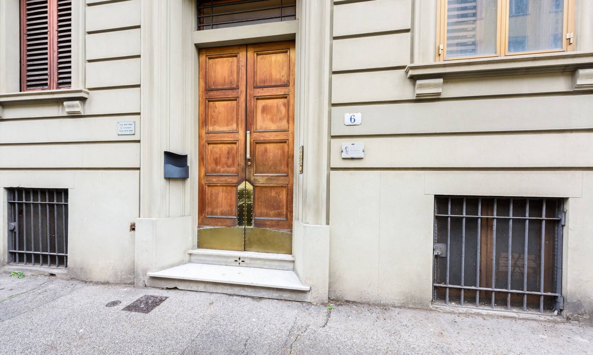 Careggi Rifredi Apartment | Fabbroni 3 bedrooms by Mmega