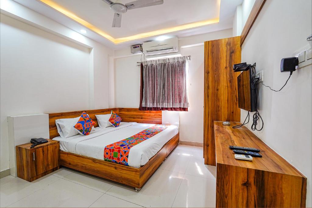 BTM Layout Hotel | FabExpress NR Comforts