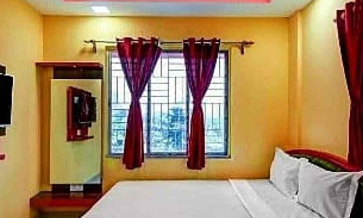 New Town Hotel | Fabhotel Asha Inn
