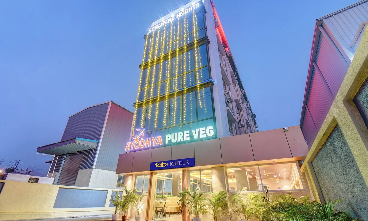 Hadapsar Hotel | Fabhotel Ayodhya