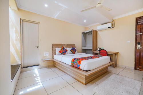 Arekere Hotel | FabHotel BNS Comforts