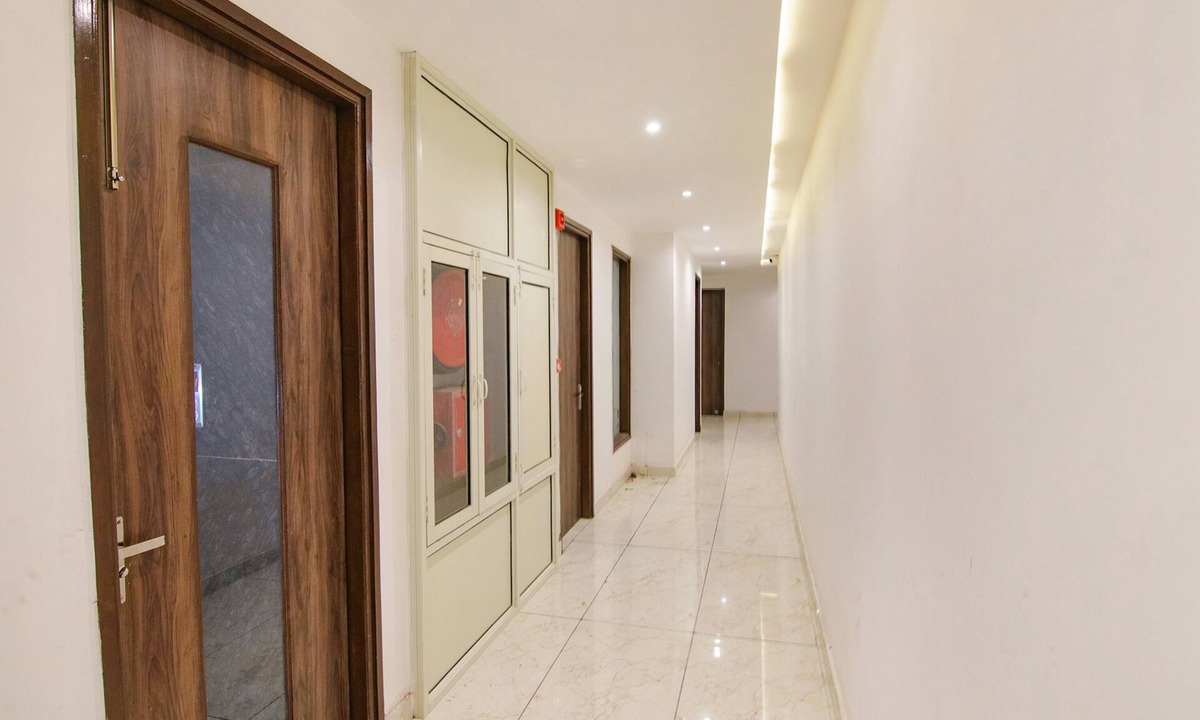 Kharar Hotel | Fabhotel Chandigarh