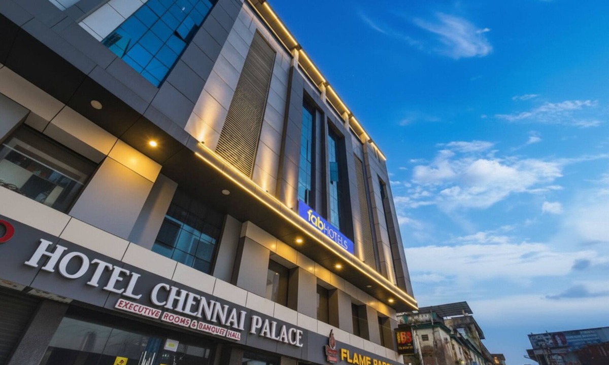 Central Chennai Hotel | FabHotel Chennai Palace