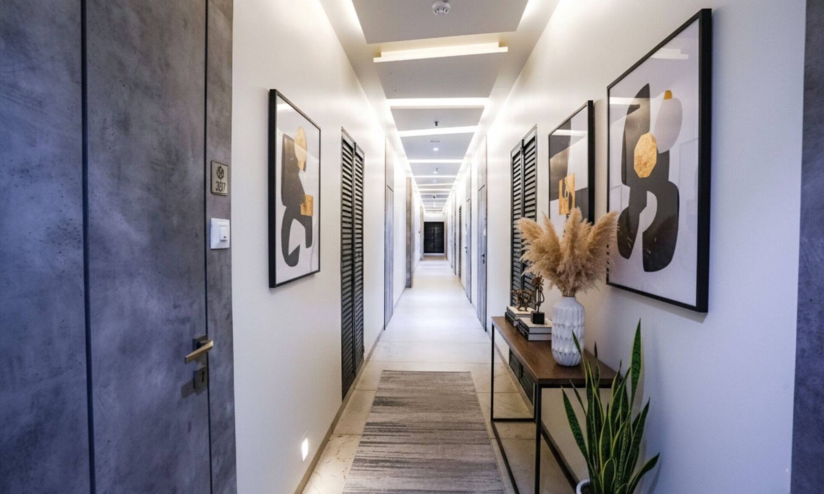 Goregaon West Hotel | Fabhotel Global Spaces