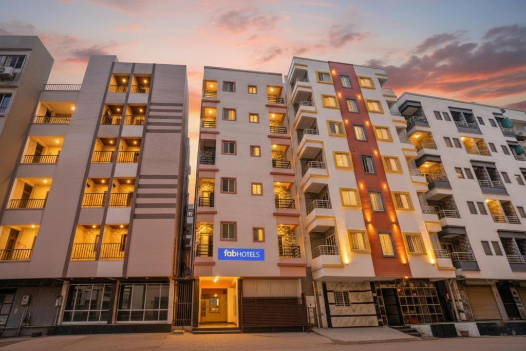 Phase 1 Hotel | FabHotel Golden Eagle Executive