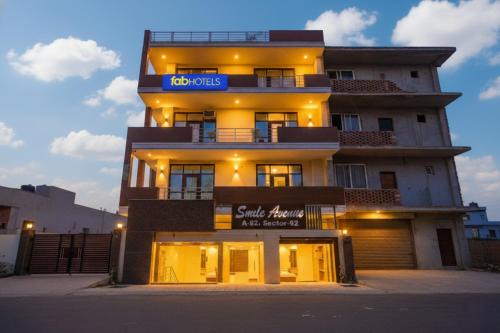 Noida Hotel | FabHotel HM Palace