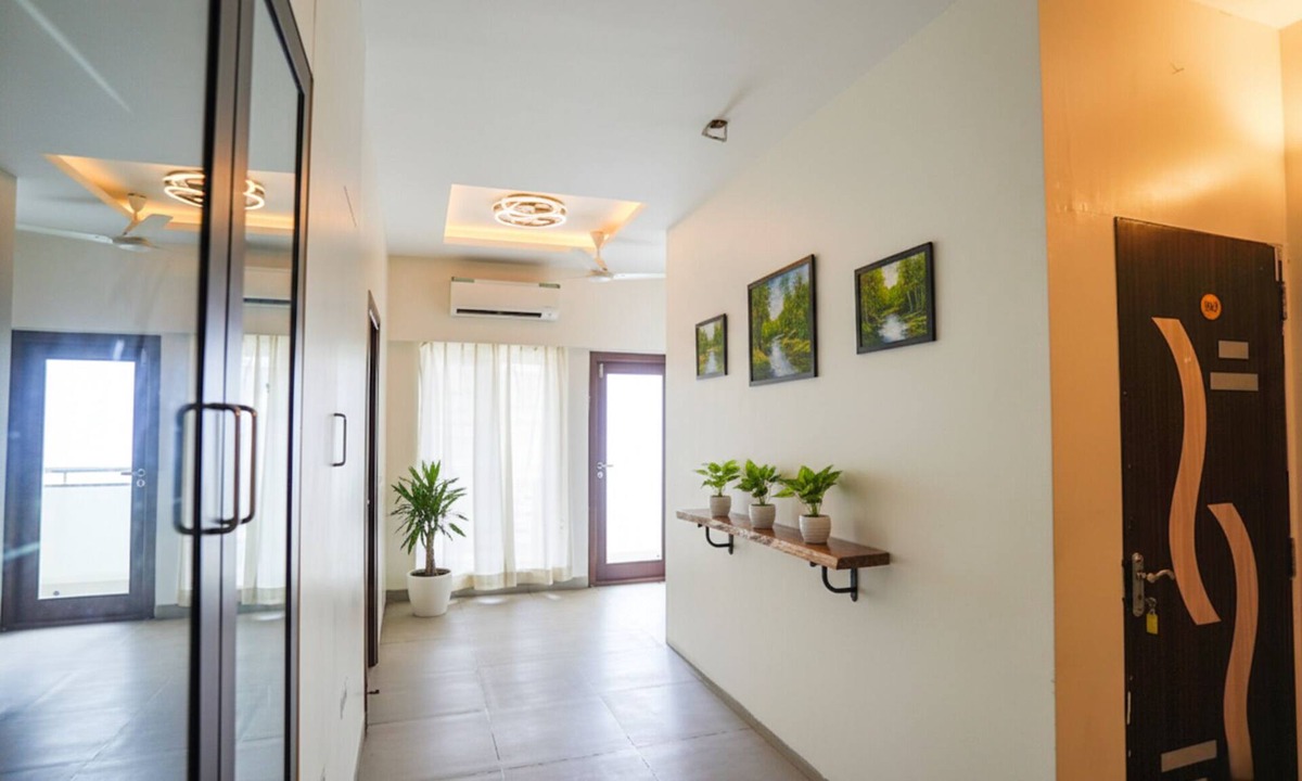 Perambur Purasavakam Hotel | FabHotel Home Tree Service Apartment