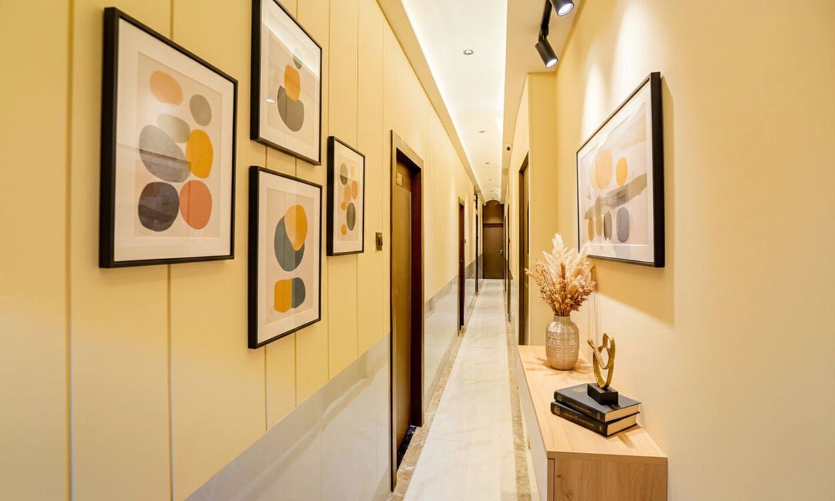 Goregaon West Hotel | Fabhotel Jk