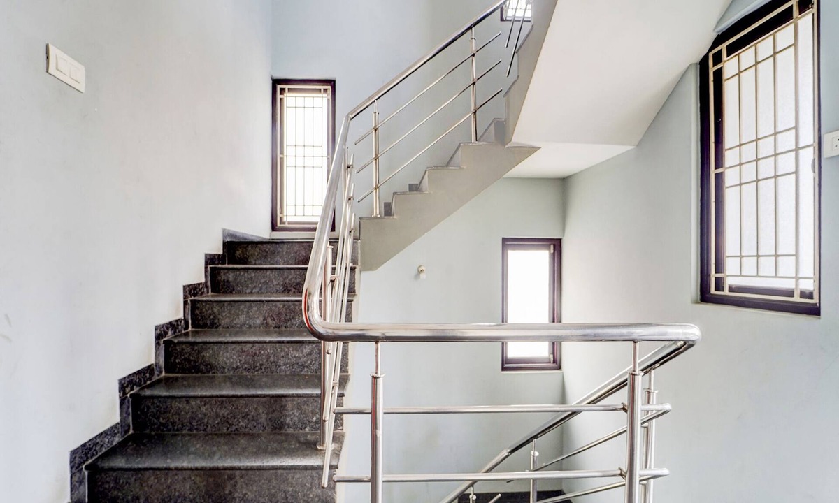 RS Puram Hotel | Fabhotel Park Service Apartment