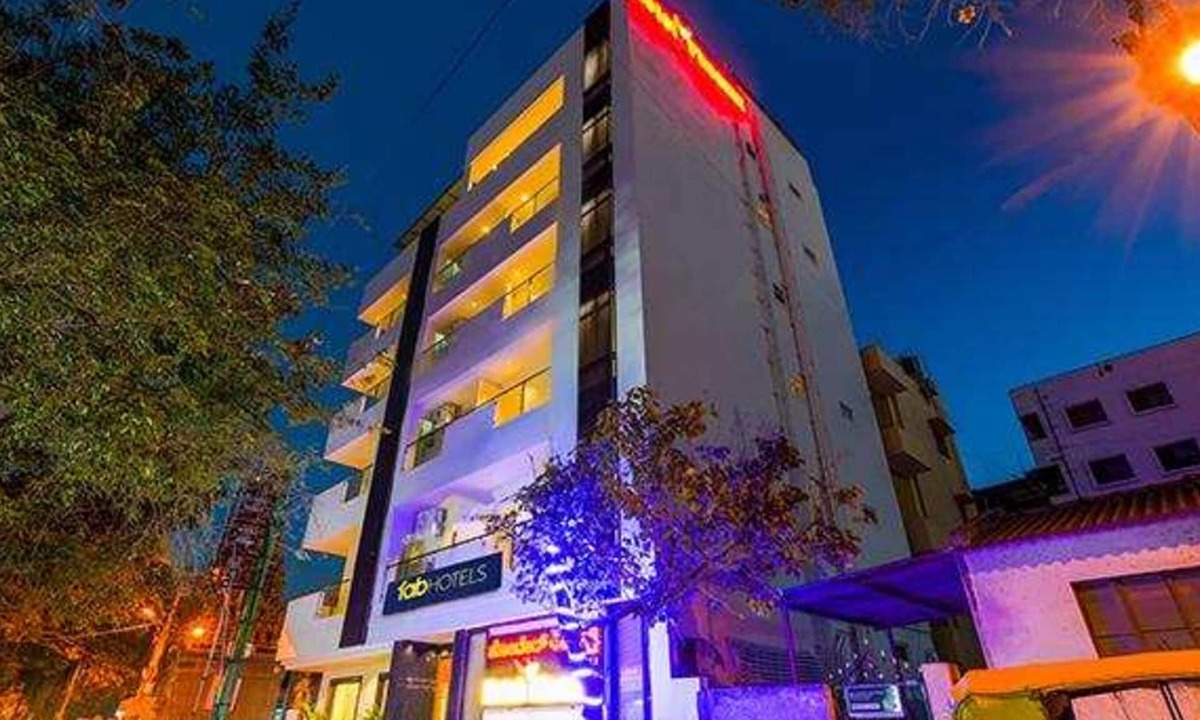 Brookefield Hotel | Fabhotel Phoenix Brookfield
