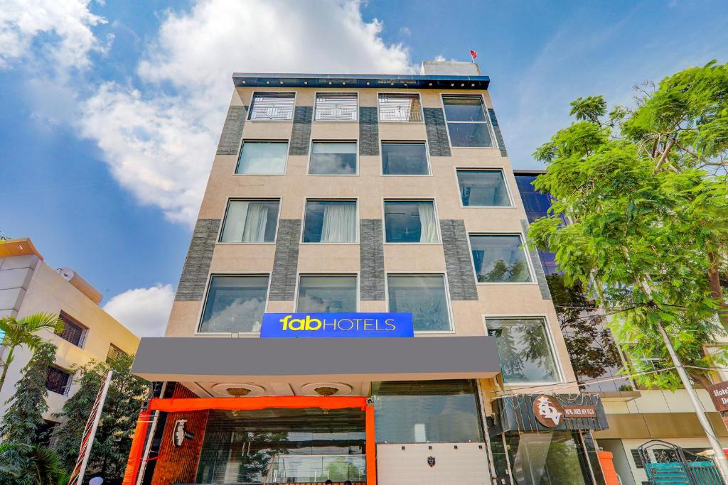 Kalyanpur Hotel | FabHotel Prime Shree Dev Villa