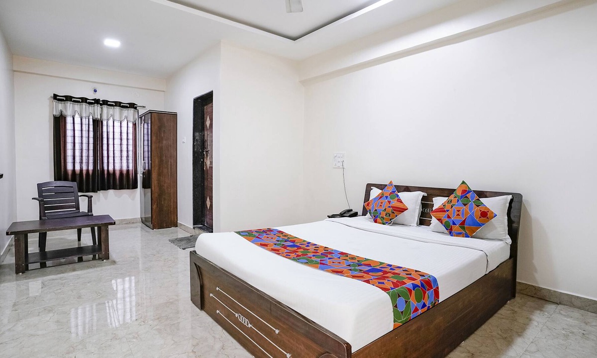 Pune Hotel | Fabhotel Rahul Executive