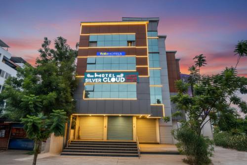 Hanmakonda Hotel | FabHotel Silver Cloud
