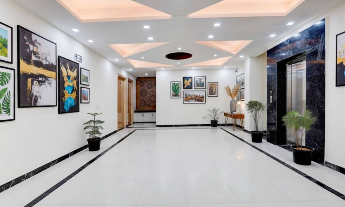 Gurugram Hotel | FabHotel Sky