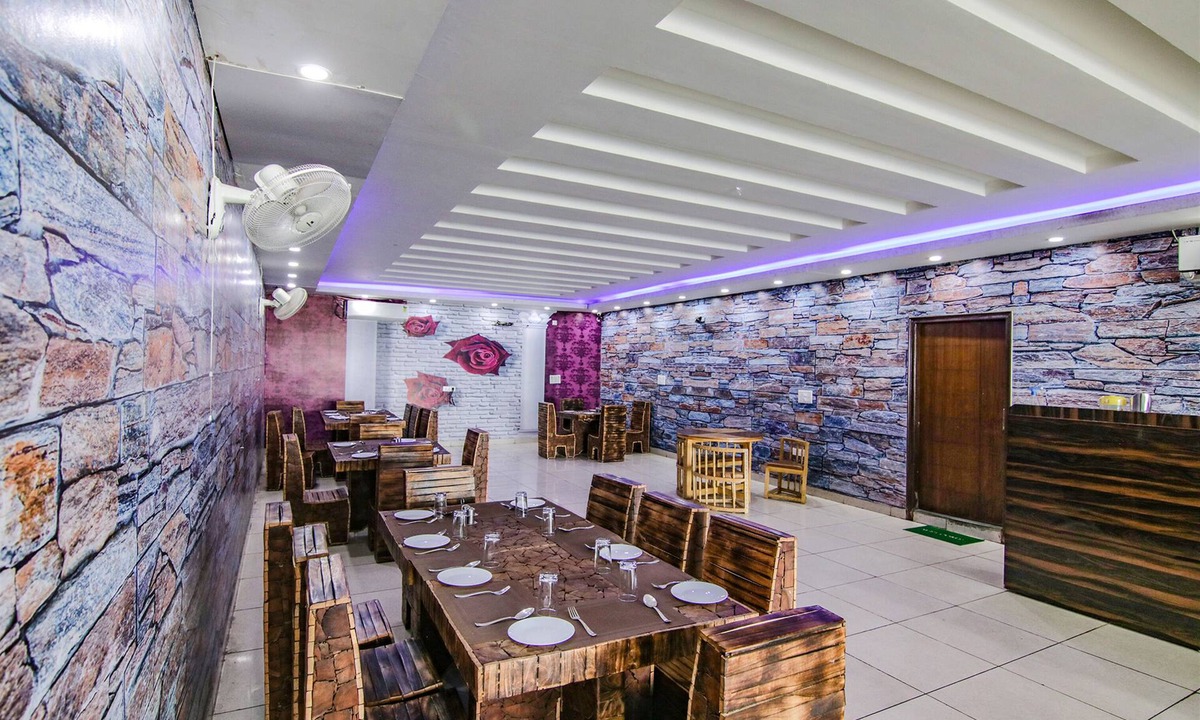 Shivalik Nagar Hotel | Fabhotel The Orient