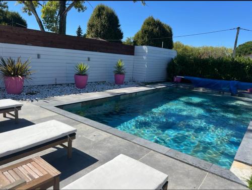 Sadirac Villa | Fabuleuse maison 2 chambres avec piscine entre Bordeaux et saint Emilion