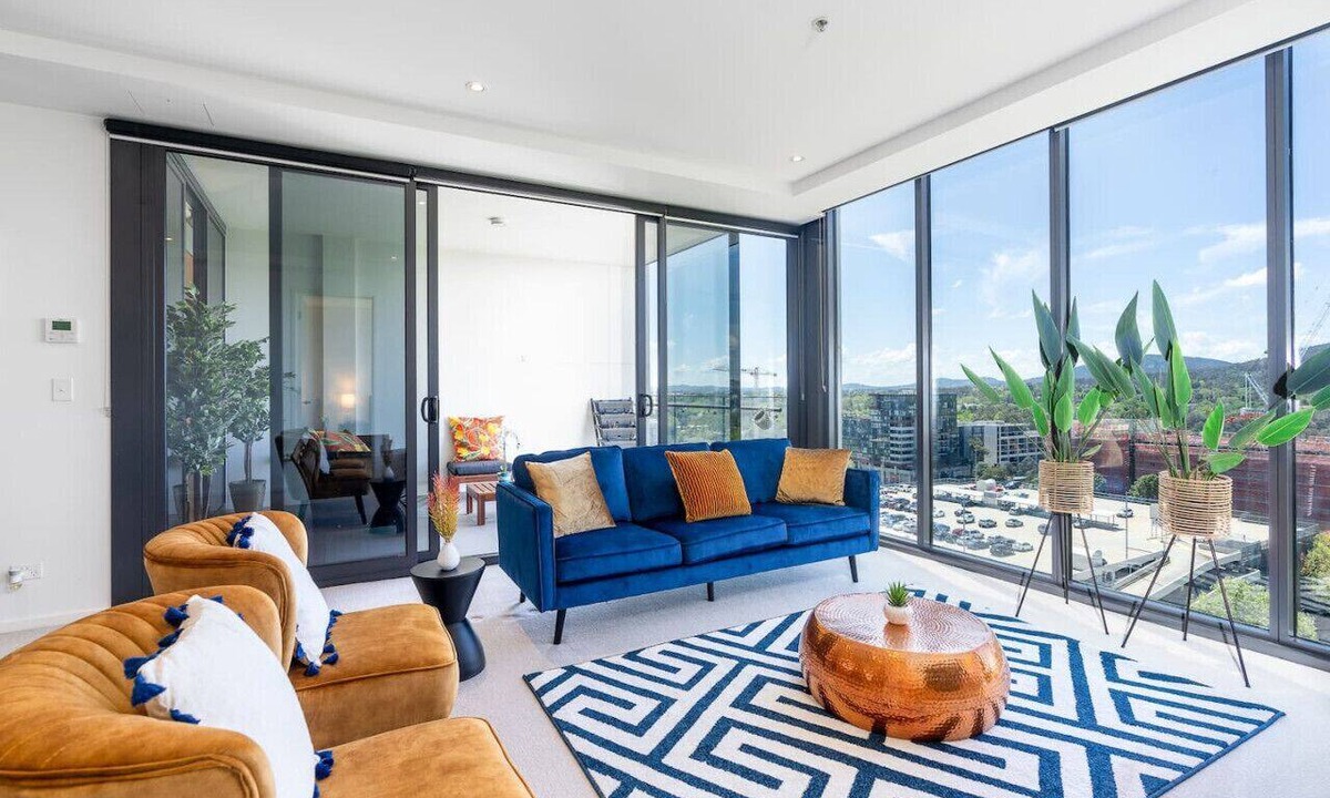 City East Apartment | Fabulous 2BR/2BA Apartment in the Central District