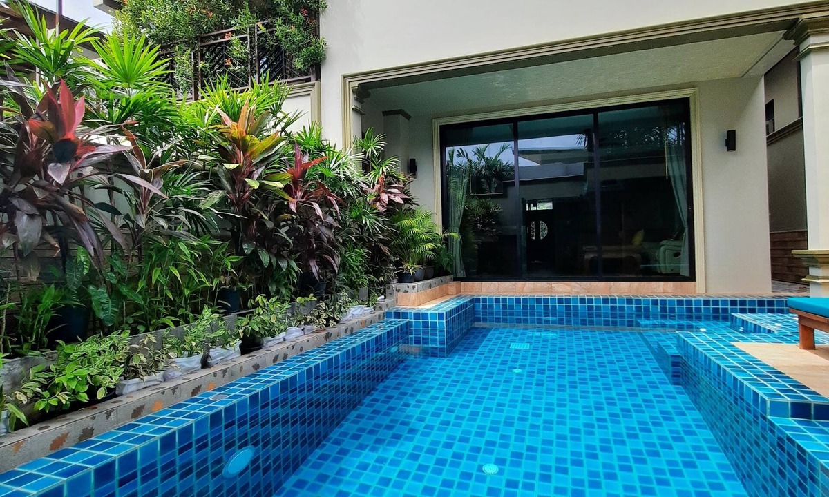 Nai Harn House | Fabulous in executive estate spacious 4 bedroom Naiharn beach family friendly