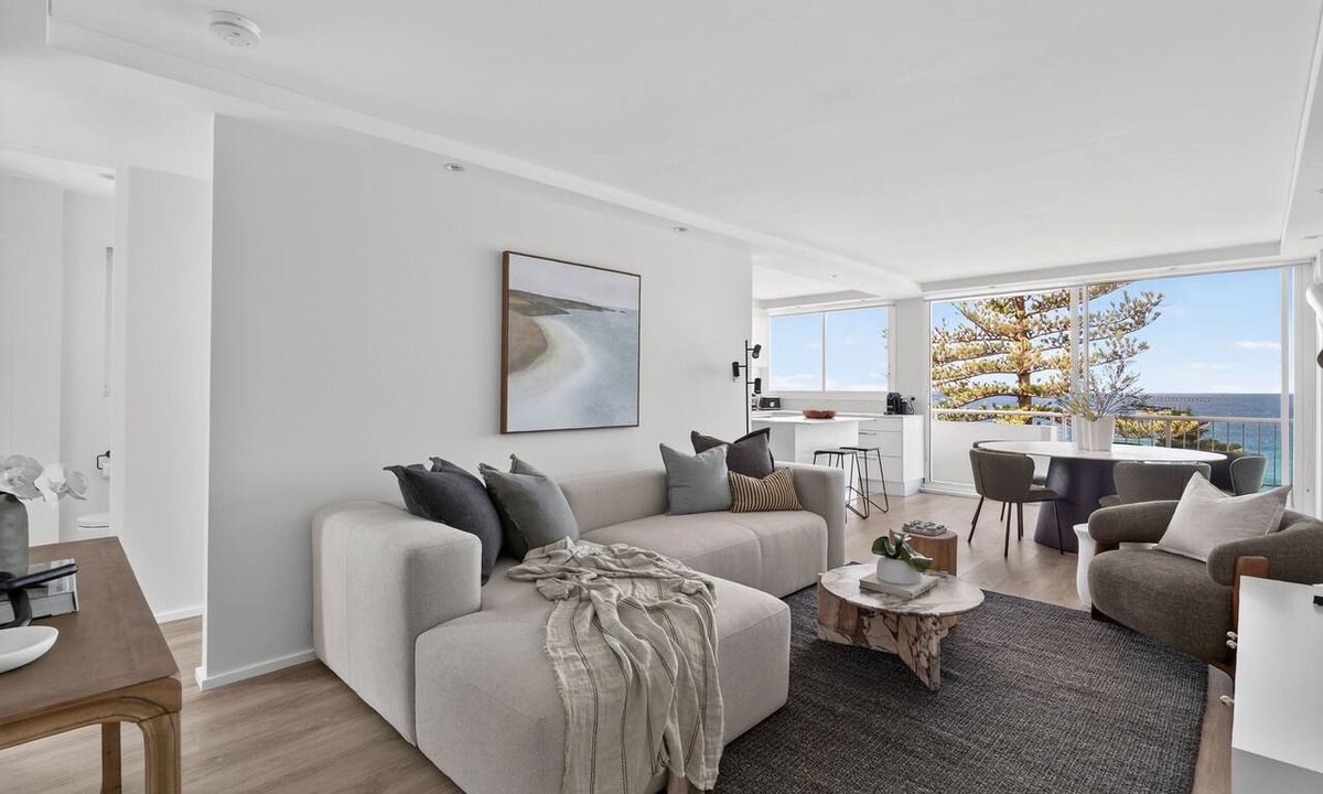 Manly Apartment | Fabulous New Beachfront with Stunning Beach Views