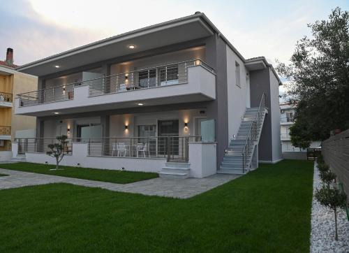 Nea Peramos Apartment | Faidra Apartments