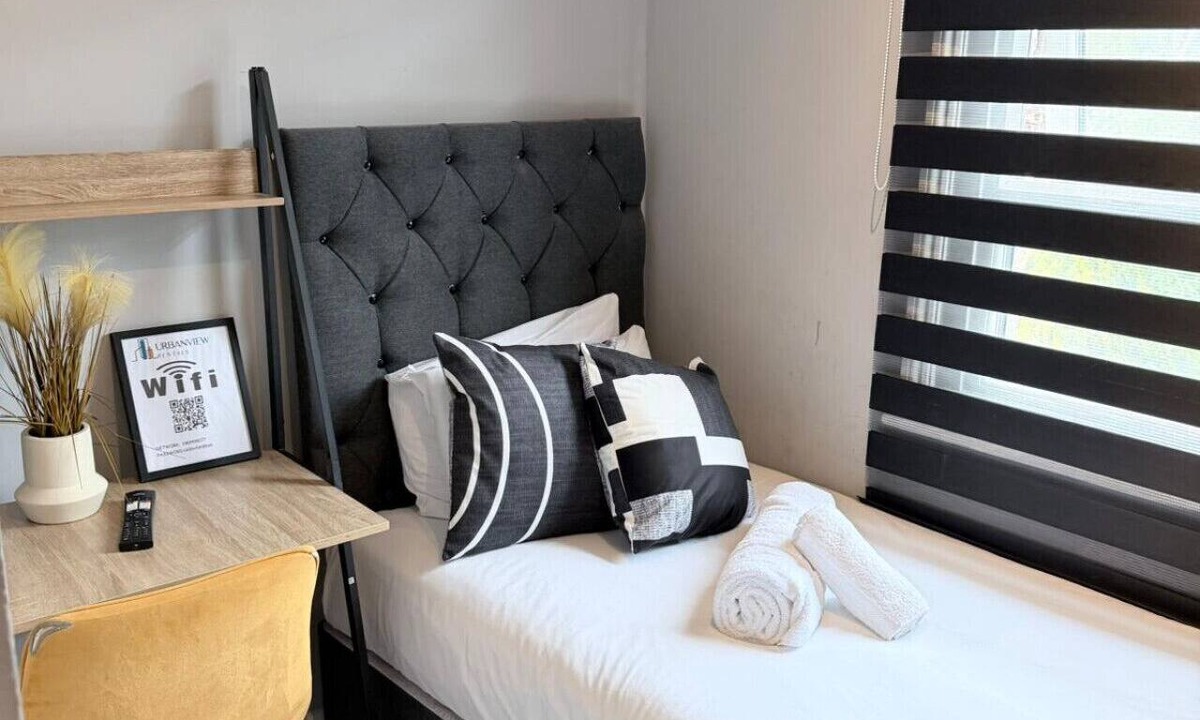 Hillrise Apartment | Fairbridge 2A.