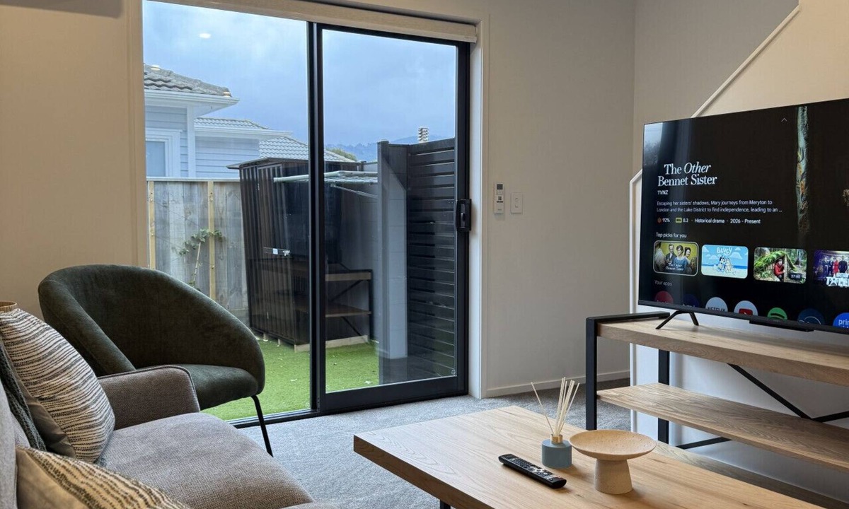 Lower Hutt Villa | Fairfield Haven | Modern 2BR Townhouse Retreat