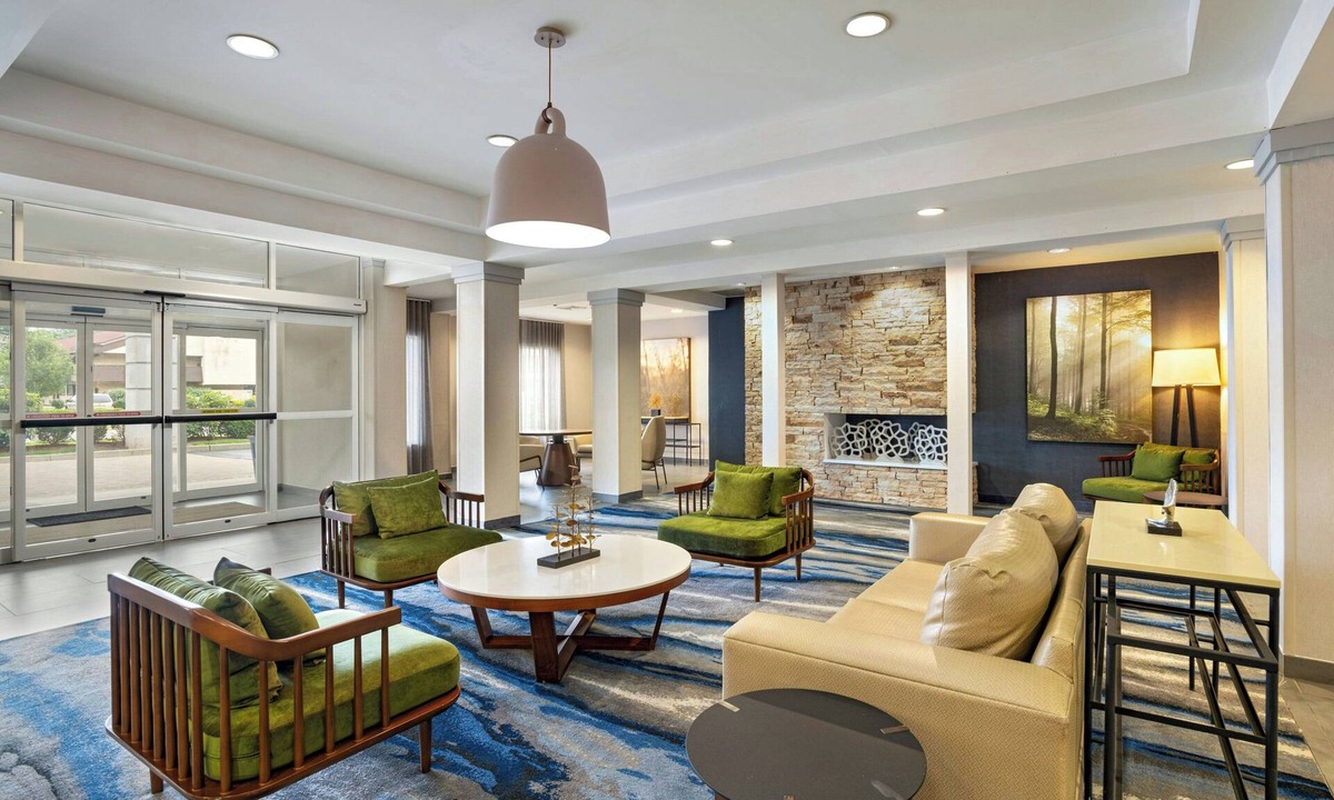 Edison Hotel | Fairfield Inn & Suites by Marriott Edison-South Plainfield