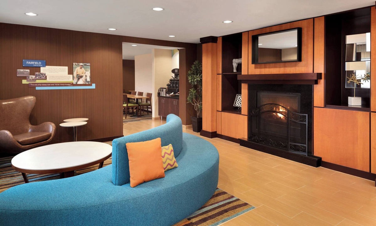 South Loop Hotel | Fairfield Inn & Suites by Marriott Minneapolis Bloomington/Mall of America