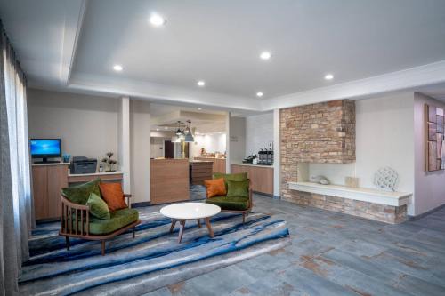 Memphis Hotel | Fairfield Inn & Suites Memphis I-240 & Perkins