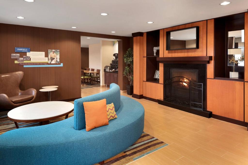 South Loop Hotel | Fairfield Inn & Suites Minneapolis Bloomington/Mall of America