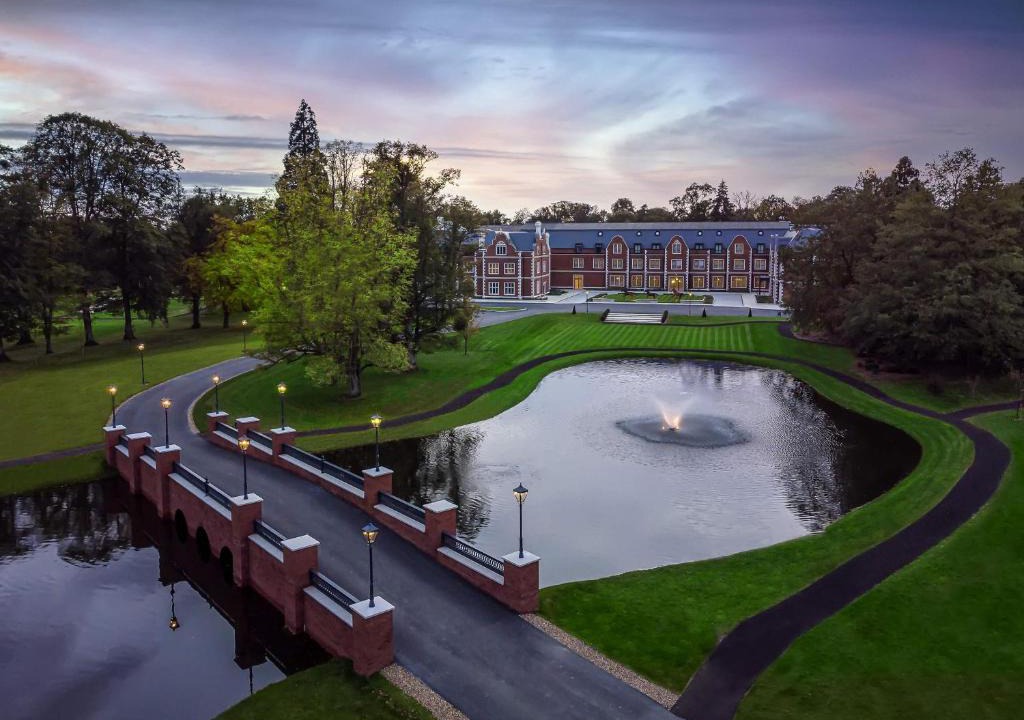 Englefield Green Hotel | Fairmont Windsor Park