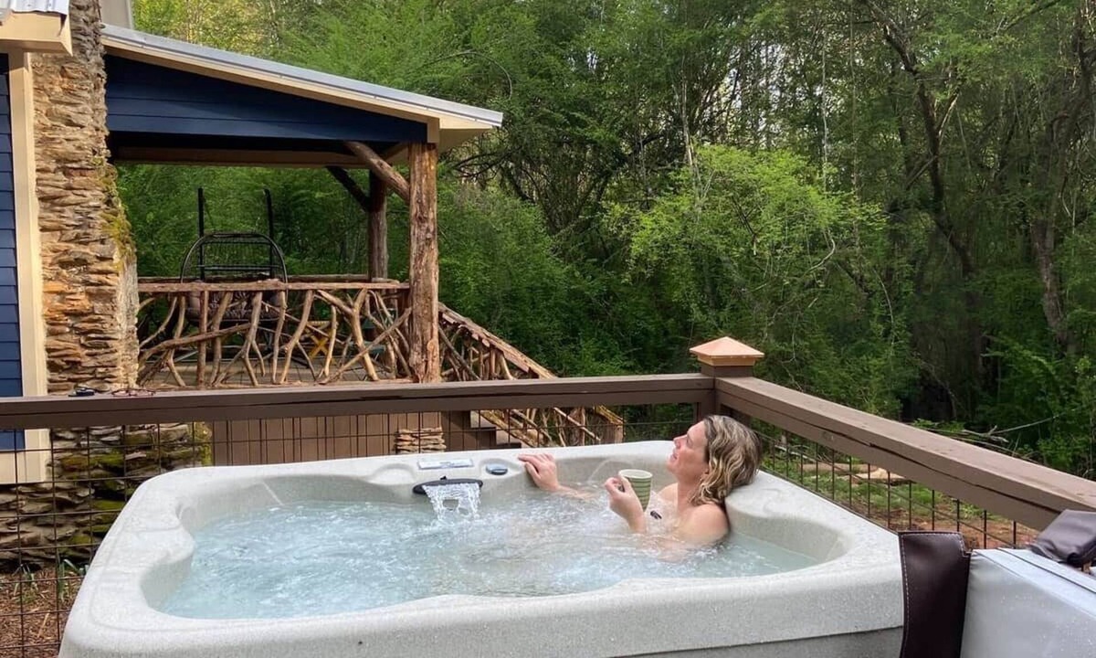Newell House | Fairytale Cabin on Lake Wedowee
