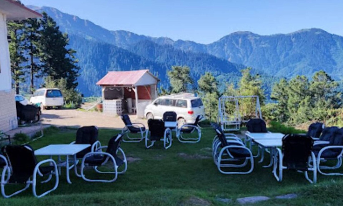 Shogran Hotel | Faisal Hotel & Centurion Cottage