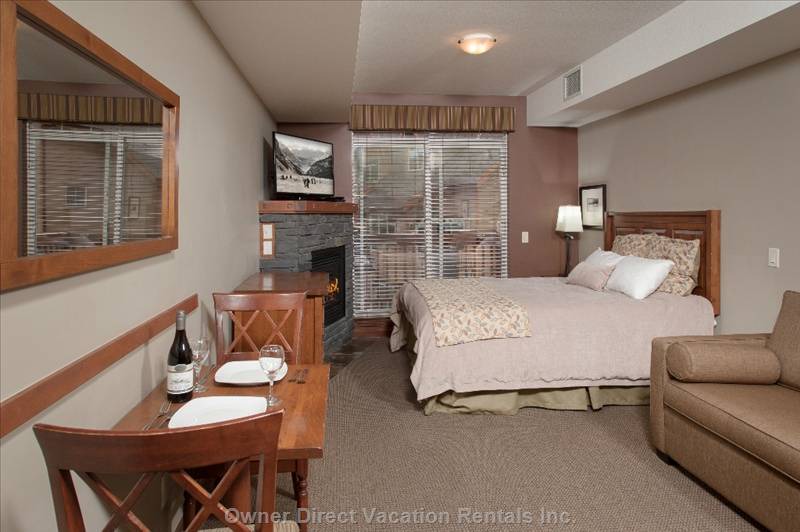 Canmore Hotel | Falcon Crest Studio