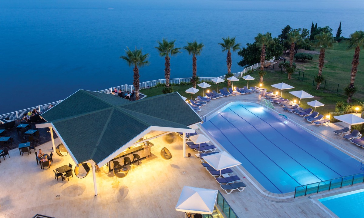 Eski Lara Hotel | Falcon Hotel