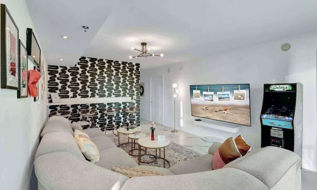 Brickell Condo | Fall in love with Brickell - Your Miami home