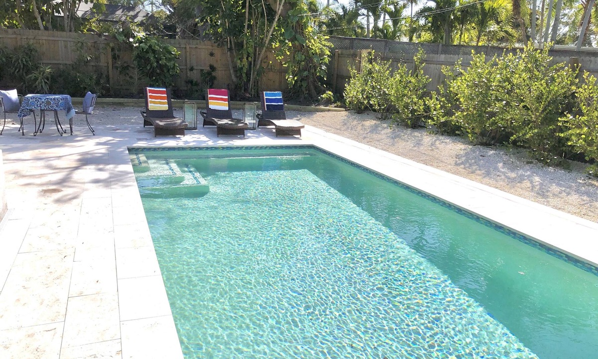Palma Sola House | FALL IN LOVE with this gorgeous pool home mins from Anna Maria! Pet friendly!