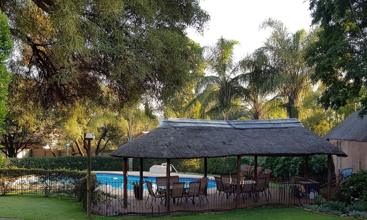 Pretoria House | Falling Feather Inn