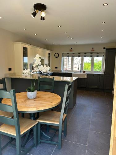 Earls Croome House | Fallow View - Luxury Countryside Cottage